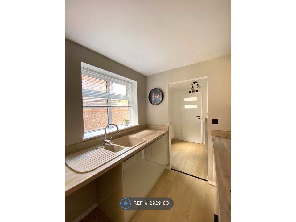 Property photo 1 of 30