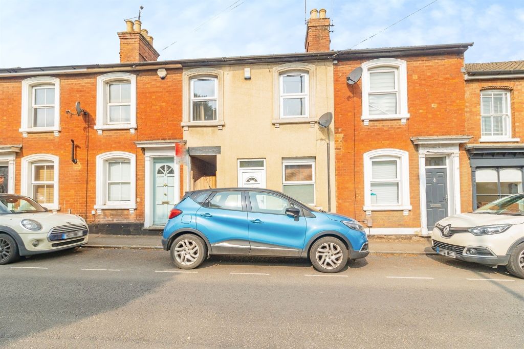 Property photo 1 of 17