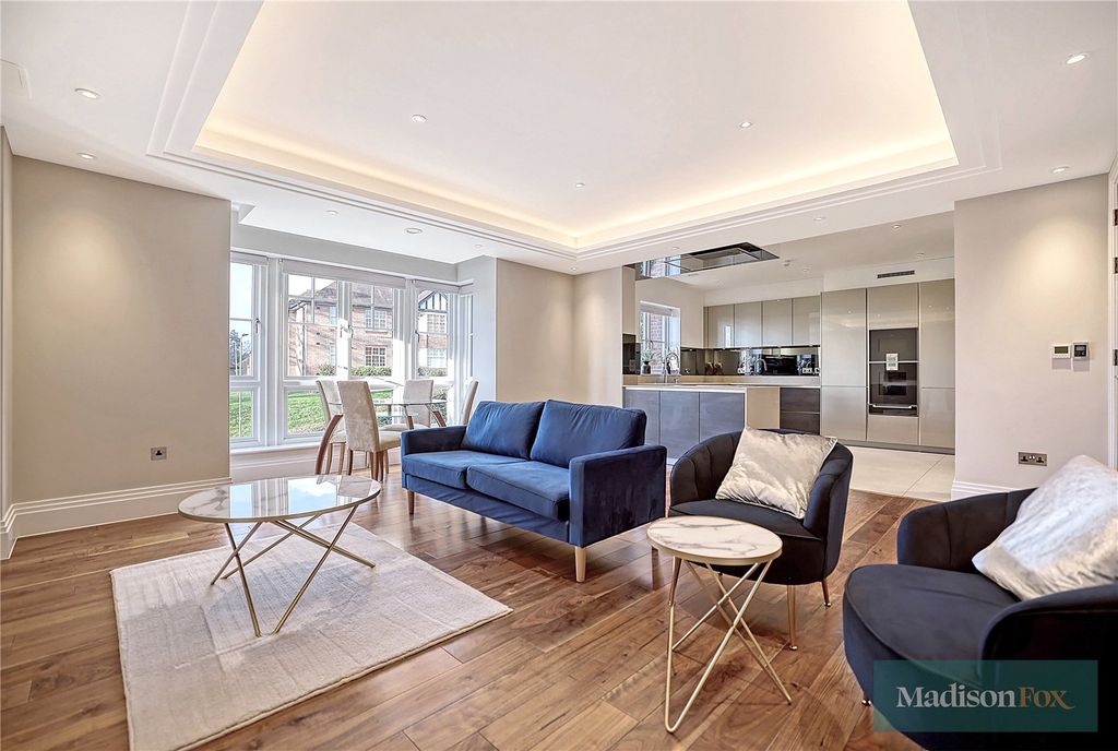 Property photo 2 of 30 Picture No. 42