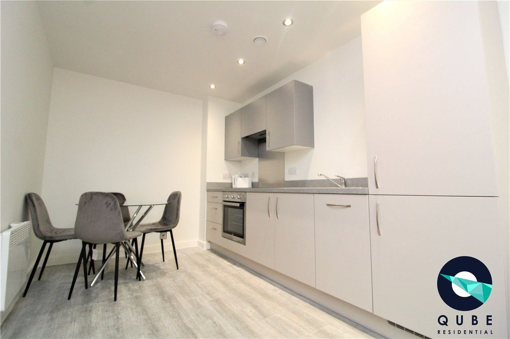 Property photo 3 of 8 Picture No. 04