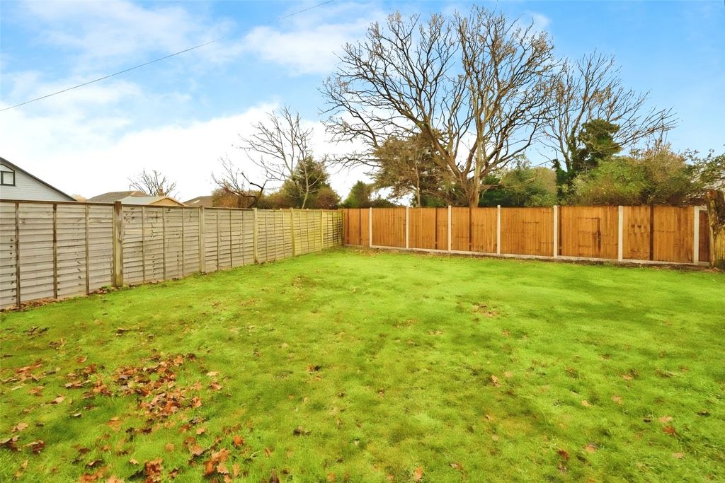 Property photo 2 of 20 Picture No. 26