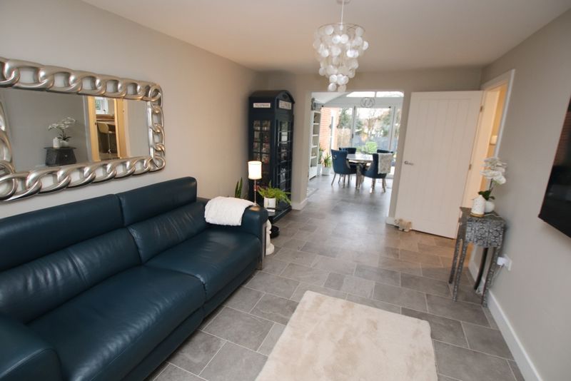 Property photo 3 of 21 Lounge Photo 2