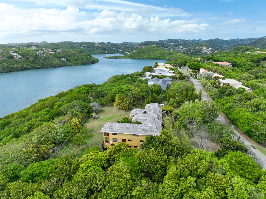 Property photo 3 of 37