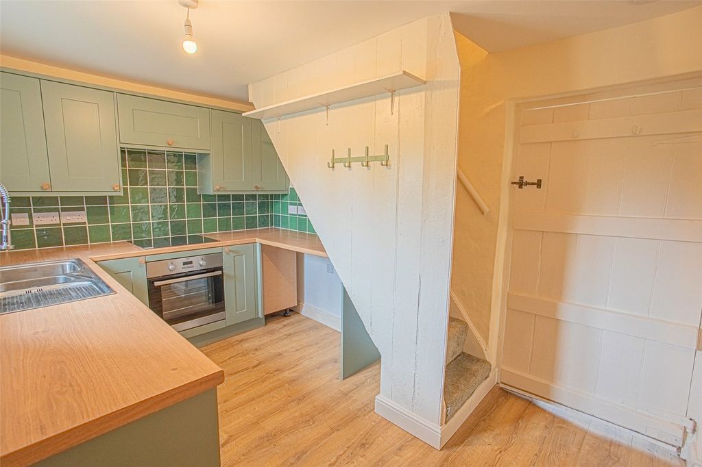 Property photo 2 of 19 Picture No. 21