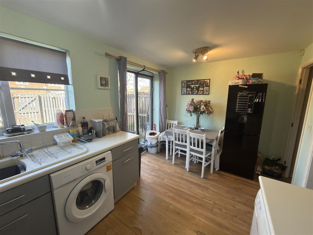 Property photo 3 of 9 Kitchen/Diner