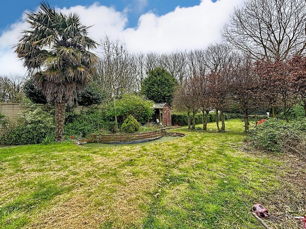 Property photo 2 of 26 Rear Garden