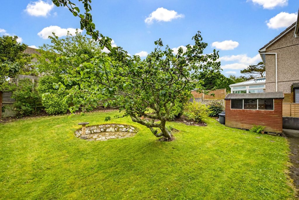 Property photo 3 of 25 Picture No. 06