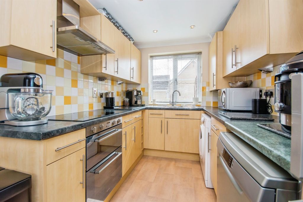 Property photo 2 of 15