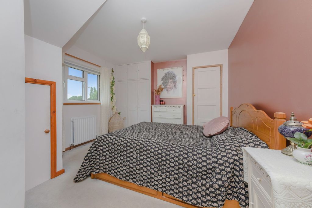 Additional image 16 of 4 bed semi-detached house for saleSt. Michaels Terrace, Lewes BN7