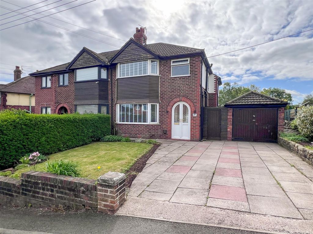 Property photo 1 of 16 Frontage