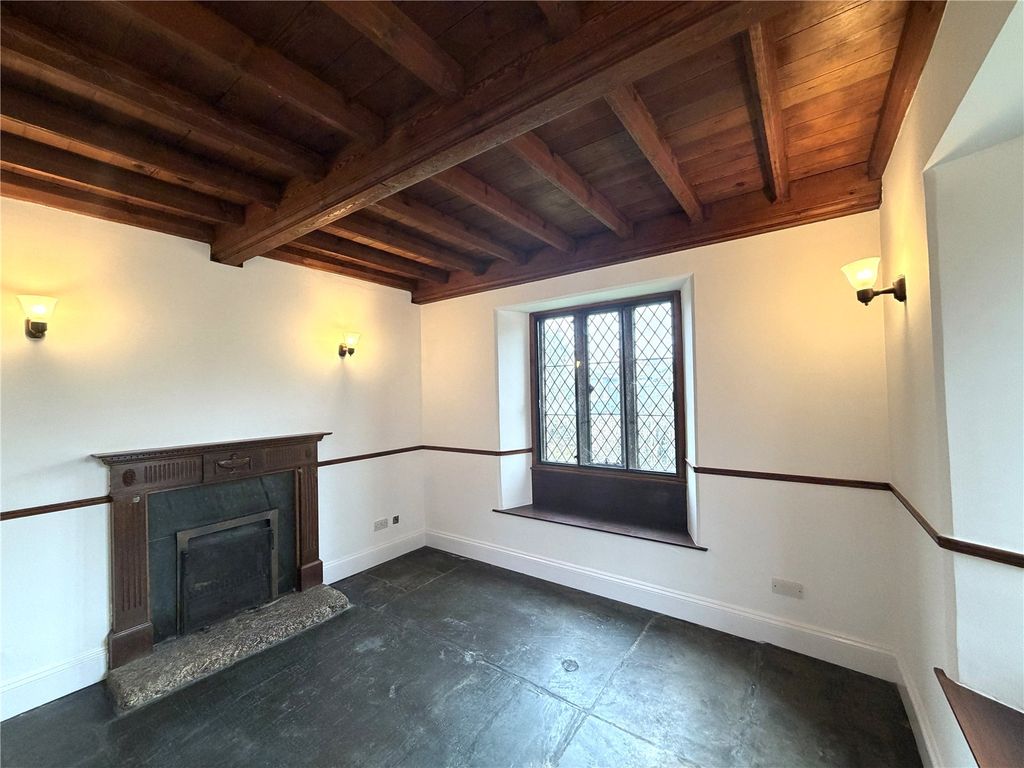 Property photo 2 of 30 Picture No. 16