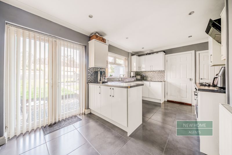 Property photo 3 of 20 Photo 10