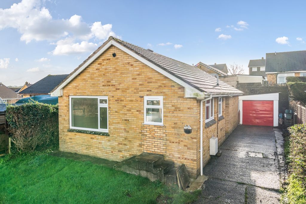 Property photo 1 of 16 1393708-1-69453d379Ddc2