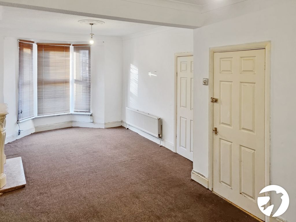 Property photo 2 of 10 Picture No. 09