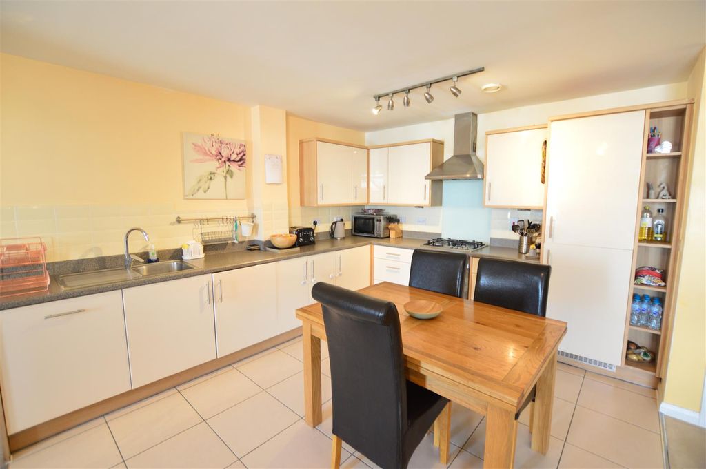 Property photo 3 of 8 Dsc_0058 (1).Jpg