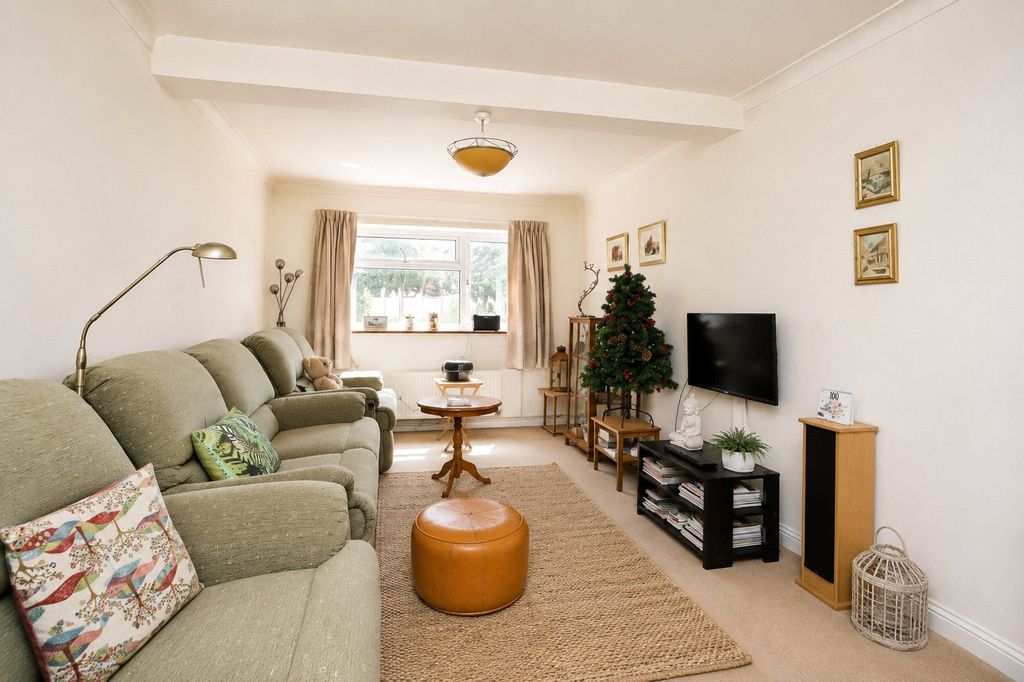 Property photo 3 of 20 Picture No. 37