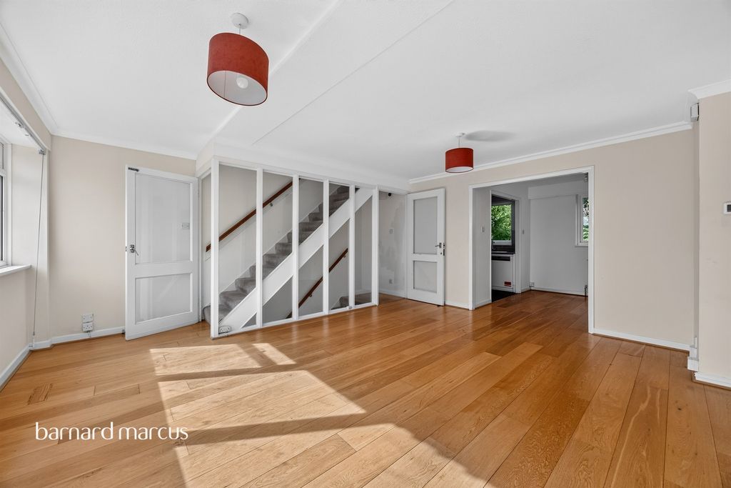 Property photo 2 of 14 Reception Room