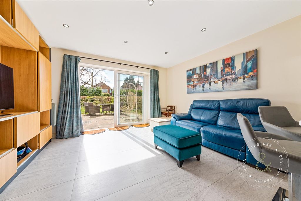 Property photo 3 of 31 The-Retreat-16.Jpg