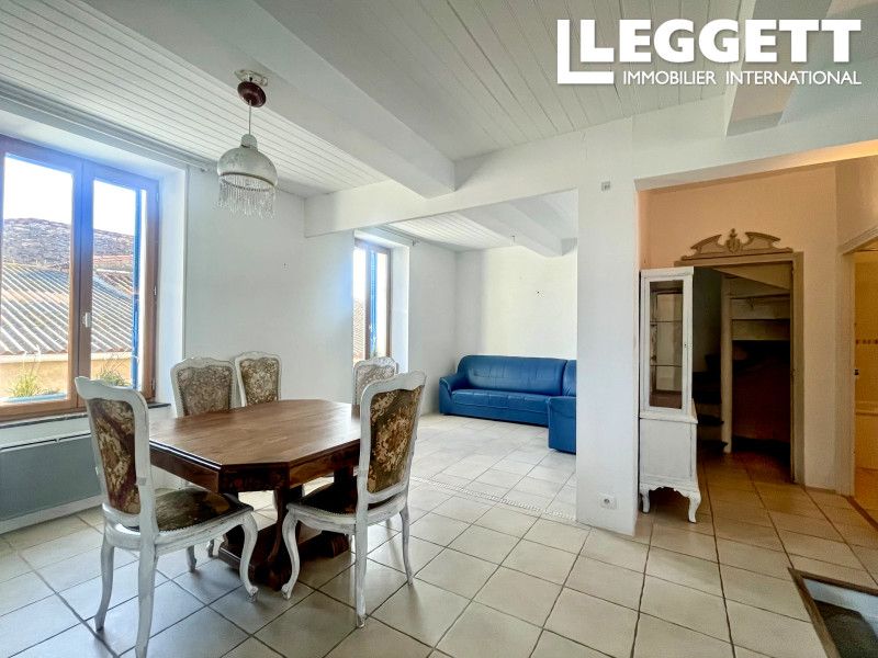 Property photo 3 of 10