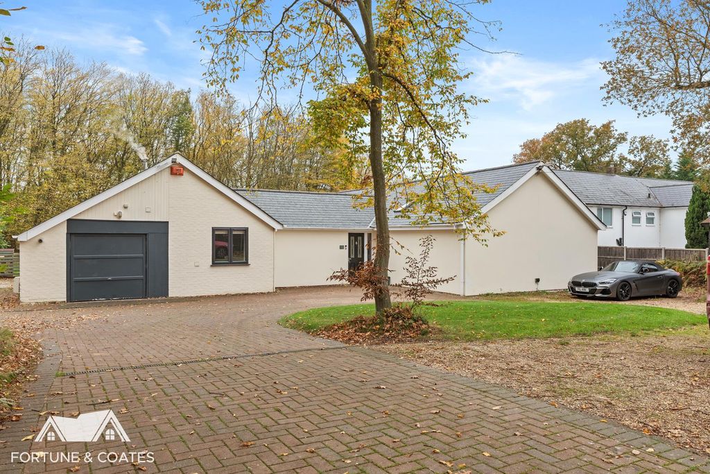 Property photo 2 of 46 Ryehillroad_25.Jpg