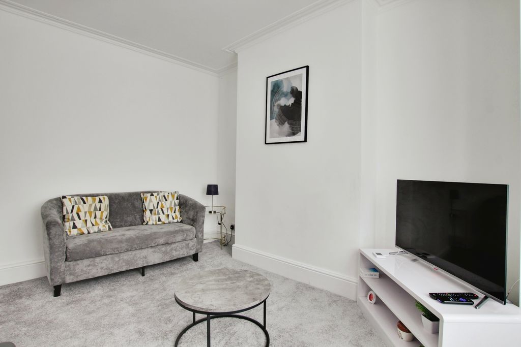 Property photo 3 of 17 Photography