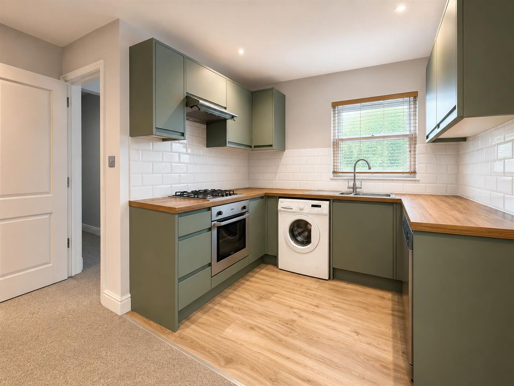 Property photo 2 of 13 Kitchen