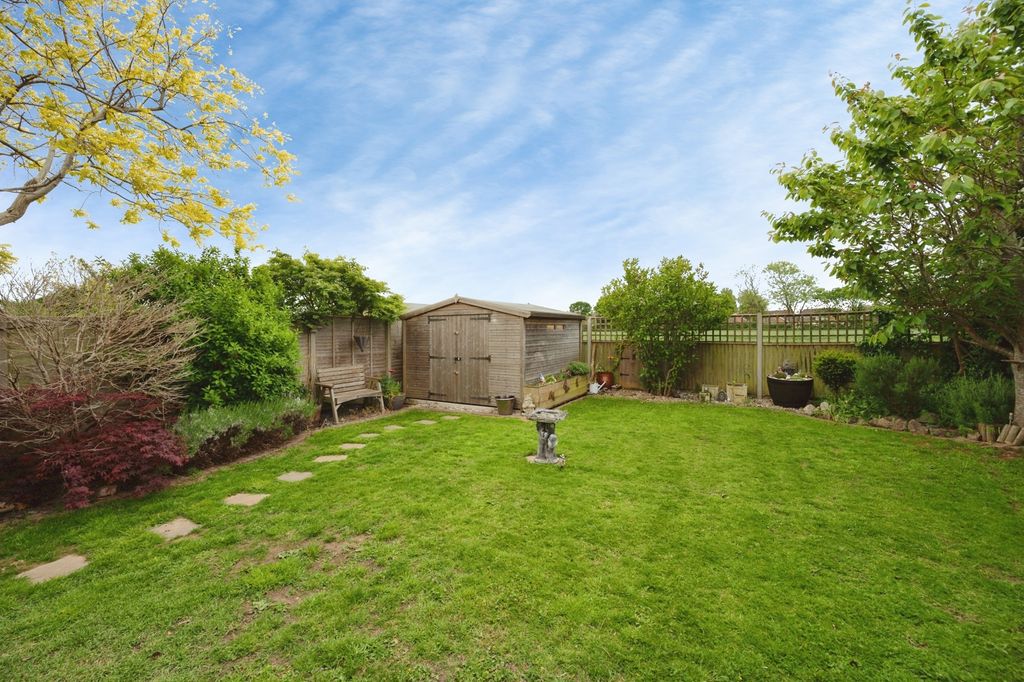 Property photo 1 of 17 Pbox-Img.Jpg