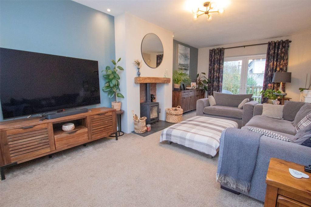 Property photo 3 of 22 Picture No. 16