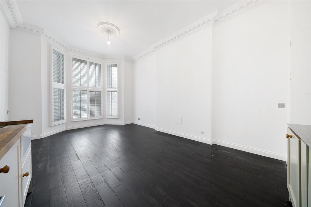 Property photo 1 of 18 Flat B, 3 Elgin Avenue - Uw92L4Nixpcmnukvseds.Jpg