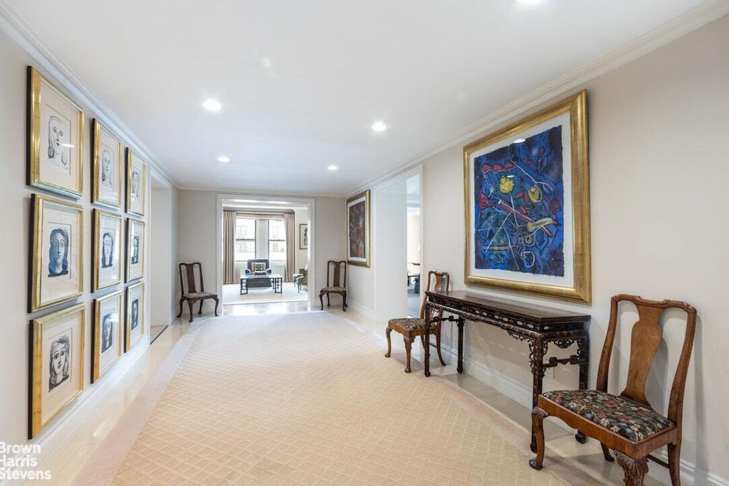 Property photo 1 of 3