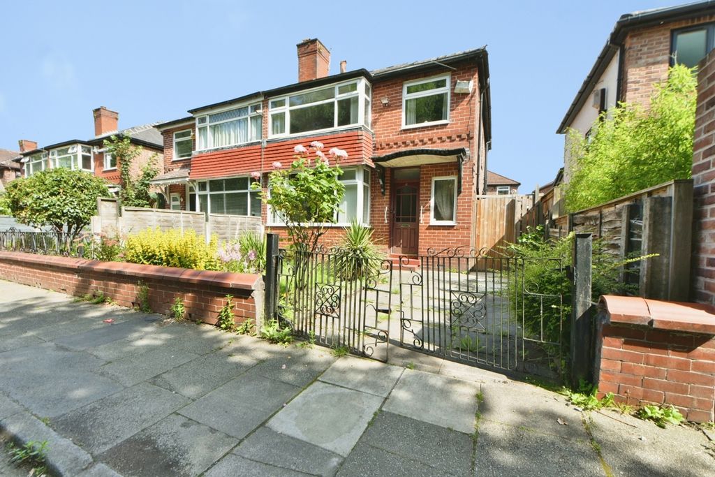 Property photo 1 of 17 Front