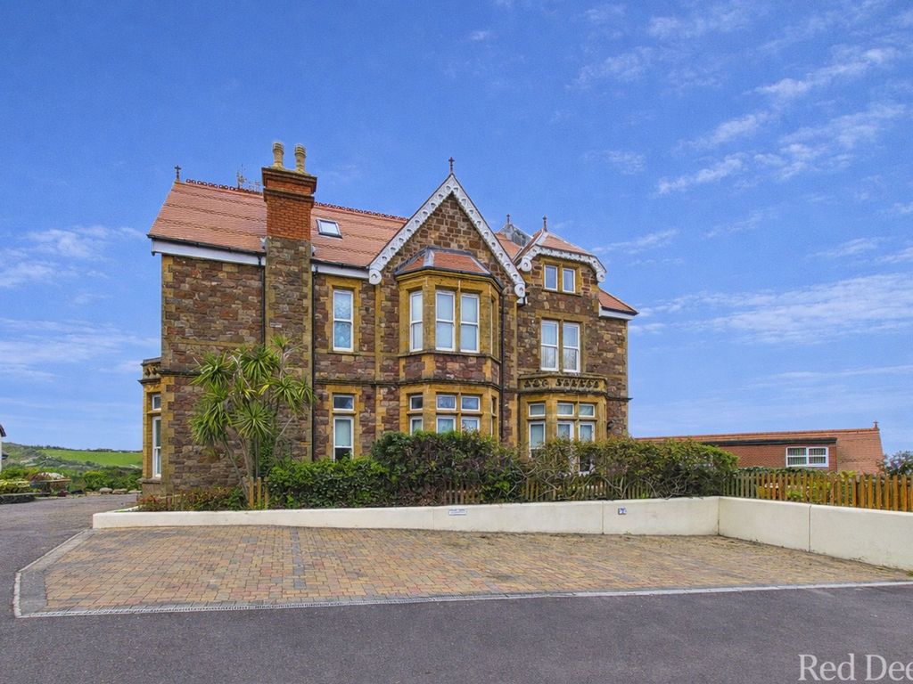 Property photo 1 of 22 Side