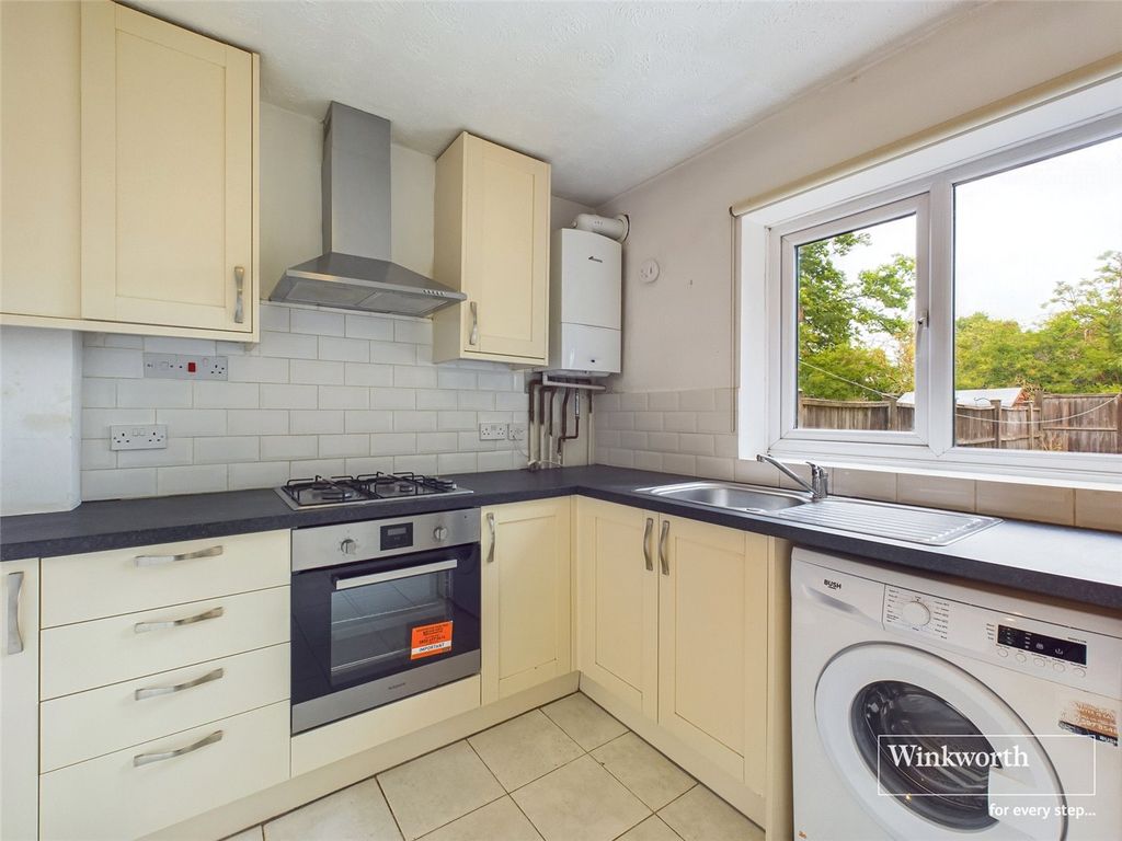 Property photo 2 of 9 Picture No. 26