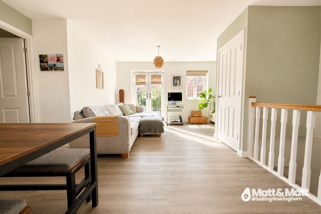 Property photo 3 of 7 5296404