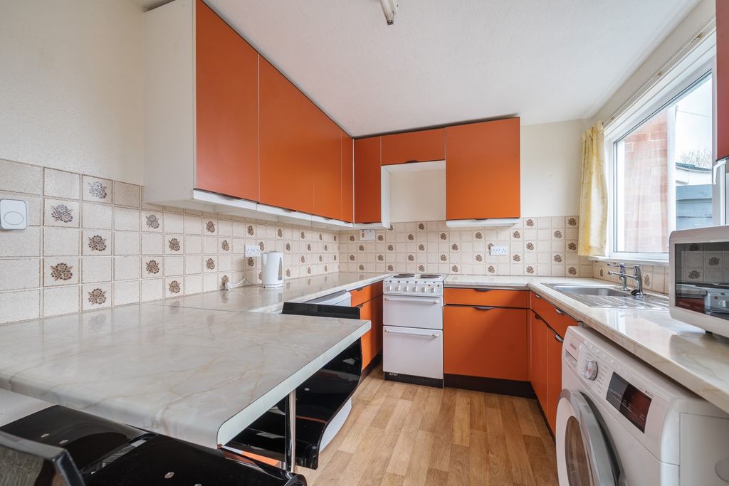 Property photo 2 of 18 1435415-17-69c691Cf3Eaed