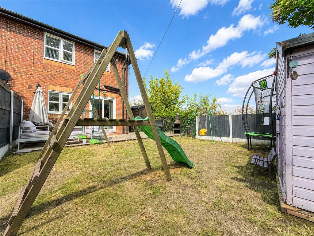 Property photo 2 of 23 Externally