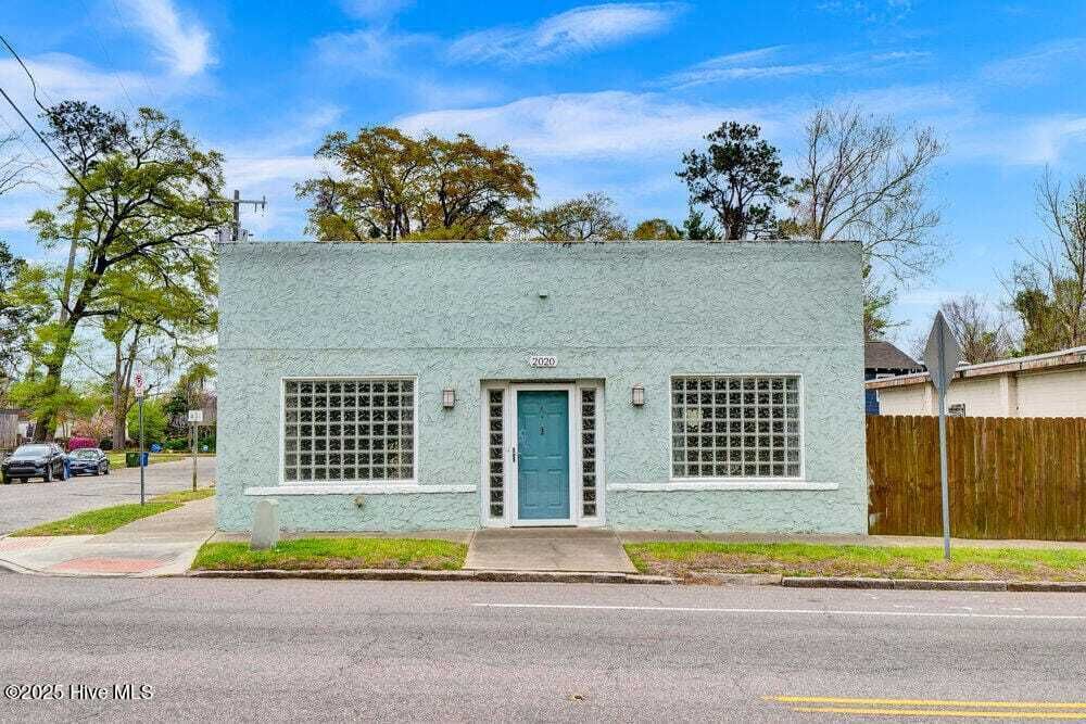 Property photo 1 of 31
