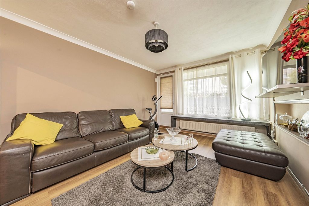 Property photo 2 of 11 Picture No. 03