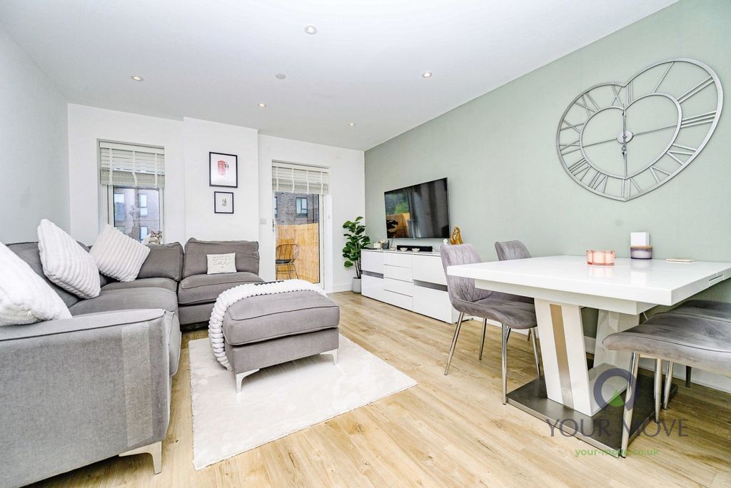 Property photo 1 of 14 Pbox-Img.Jpg