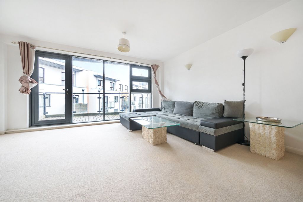 Property photo 2 of 9 Picture No. 40