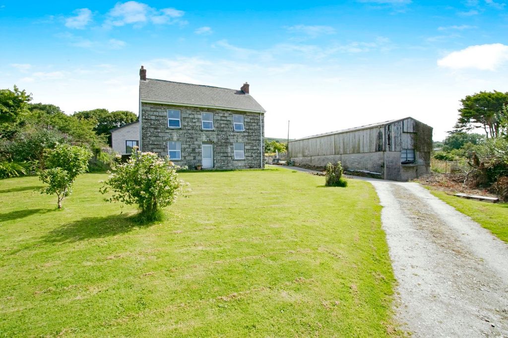 Property photo 1 of 18