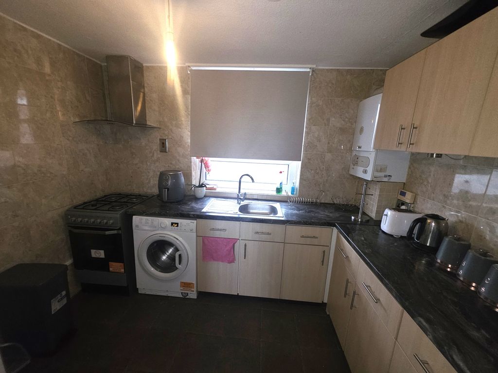 Property photo 2 of 2