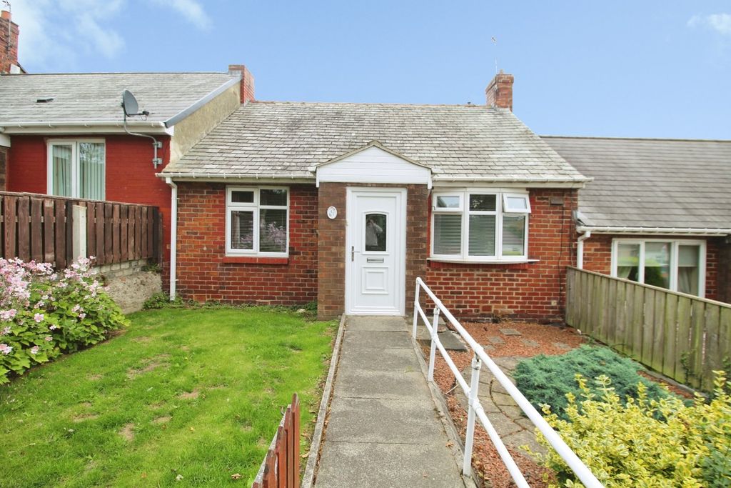Property photo 1 of 16 Fromt External
