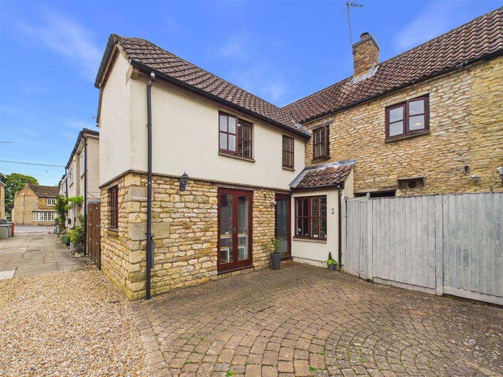 Property photo 1 of 11 Post Office Lane, Ryhall