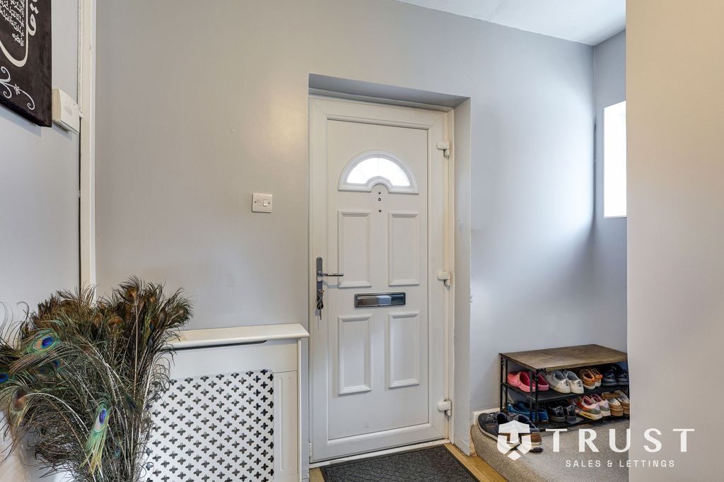 Additional image 14 of 2 bed semi-detached house for saleBevor Crescent, Heckmondwike WF16