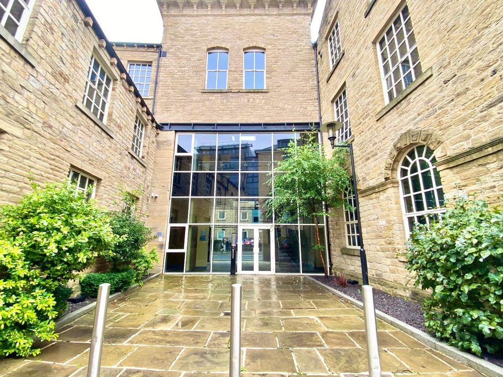 Property photo 1 of 12 740563E8-Cb05-4F46-Abd1-D9Edc910Ccdf.Jpeg