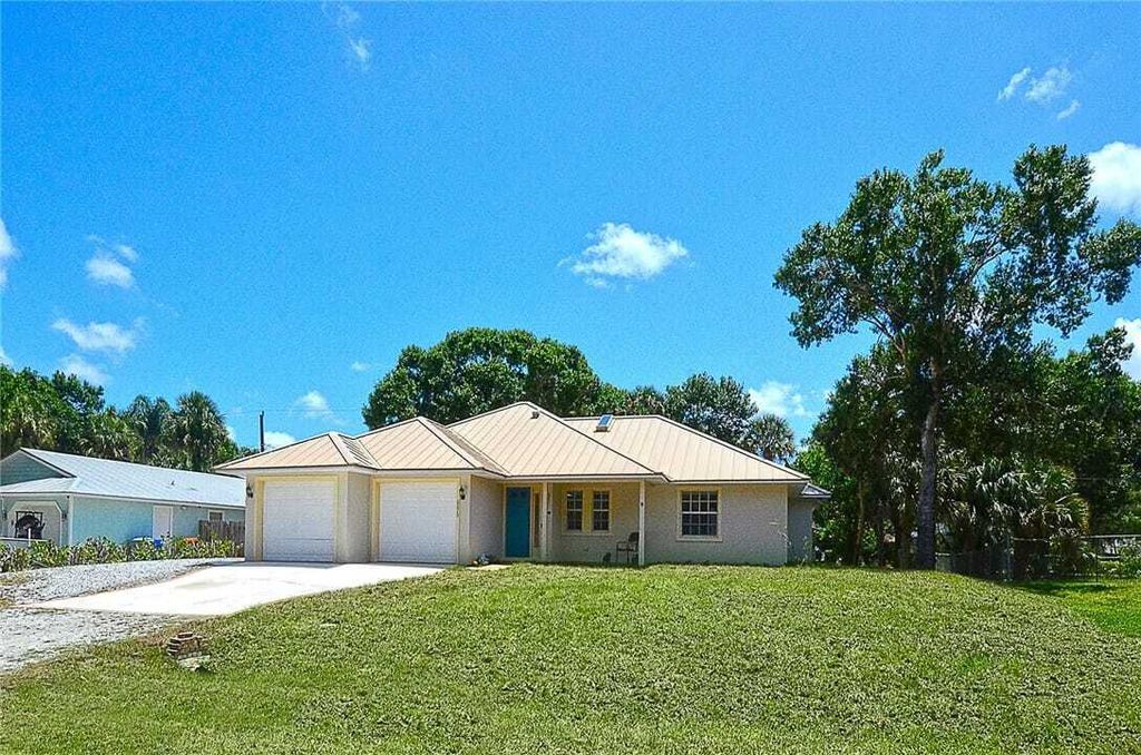 Property photo 1 of 31