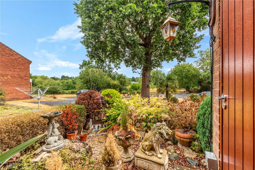Property photo 2 of 11 Picture No. 12