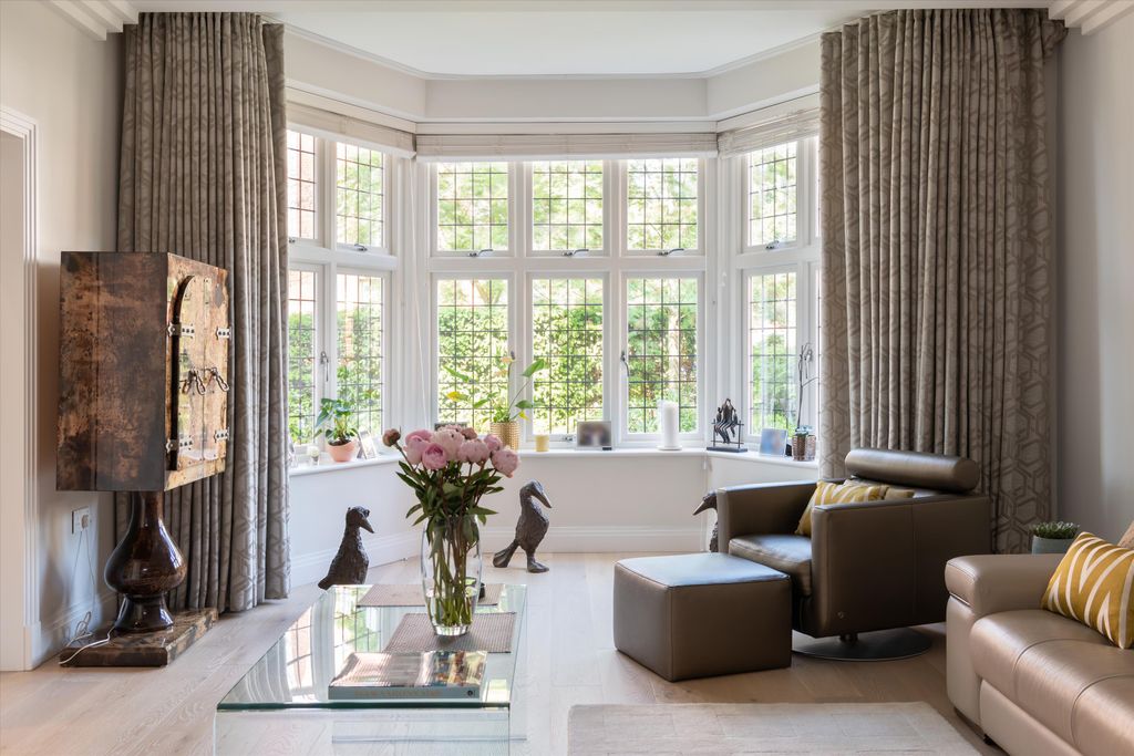 Property photo 3 of 12 Image