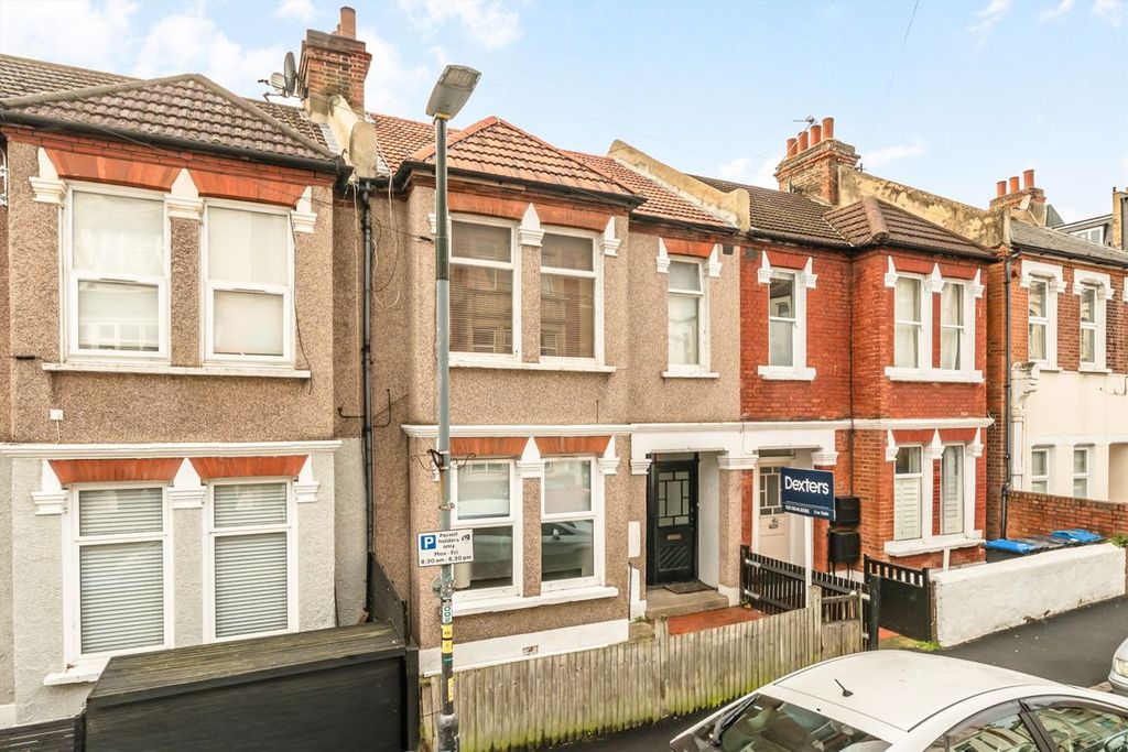 Property photo 1 of 6